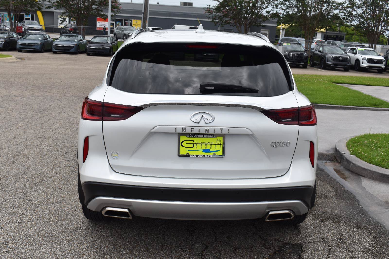 Used 2023 INFINITI QX50 Luxe FWD image 10