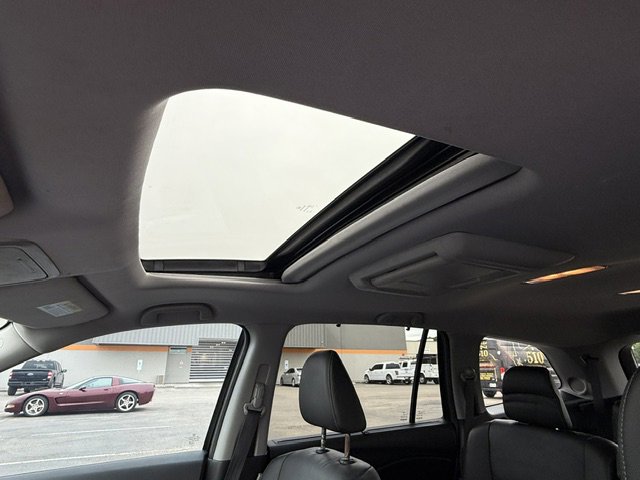 Used 2016 Honda Pilot Touring image 28