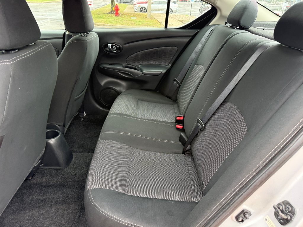 Used 2018 Nissan Versa SV FWD image 15