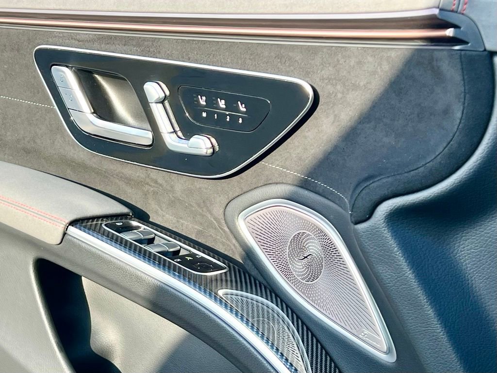 Certified 2023 Mercedes-Benz EQS AMG 4MATIC image 34