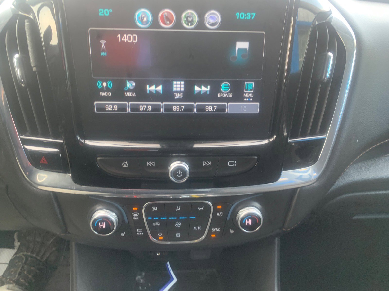 Used 2018 Chevrolet Traverse LT image 8