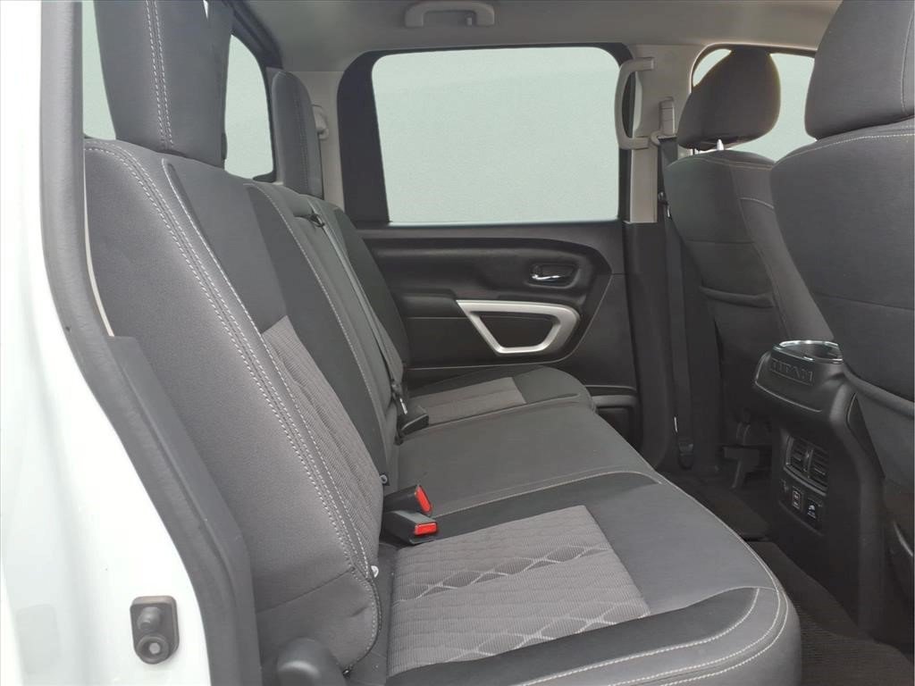 Certified 2024 Nissan Titan SV w/ SV Convenience Package AWD/4WD image 16