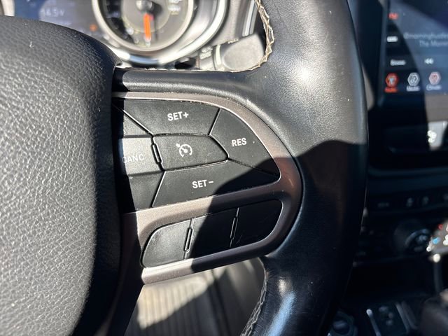 Used 2021 Jeep Cherokee Latitude Lux 80th Anniv w/ Quick Order Package 2YU 80th AWD/4WD image 17