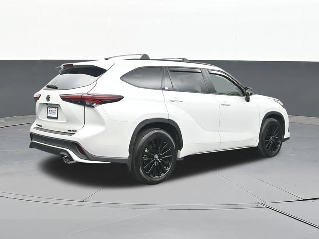 Used 2025 Toyota Highlander XSE AWD/4WD image 13