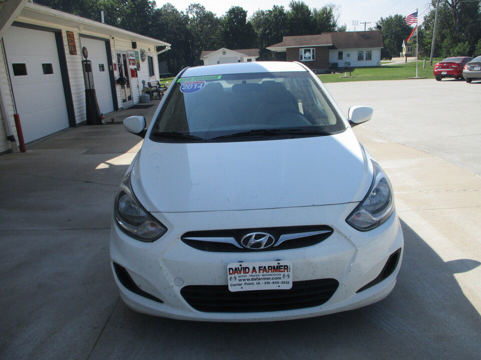 Used 2014 Hyundai Accent GLS FWD image 3