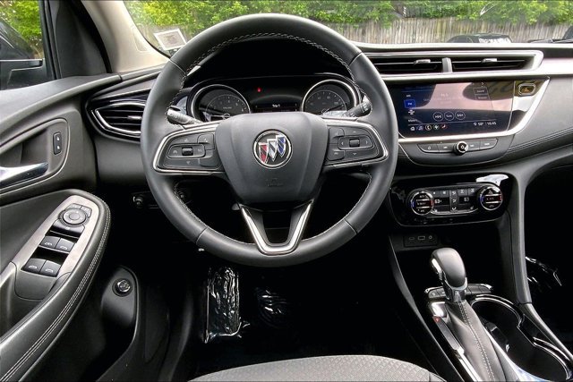 Used 2022 Buick Encore GX Select w/ Sport Touring Package AWD/4WD image 4