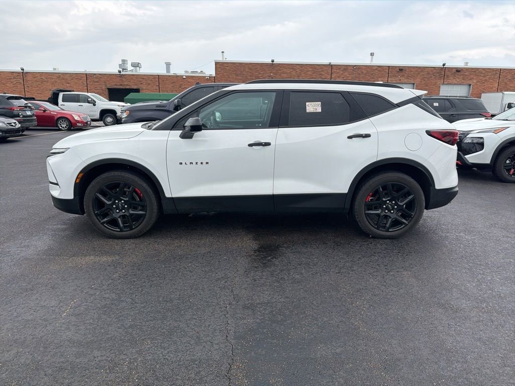 Used 2023 Chevrolet Blazer LT w/ Convenience Package image 1