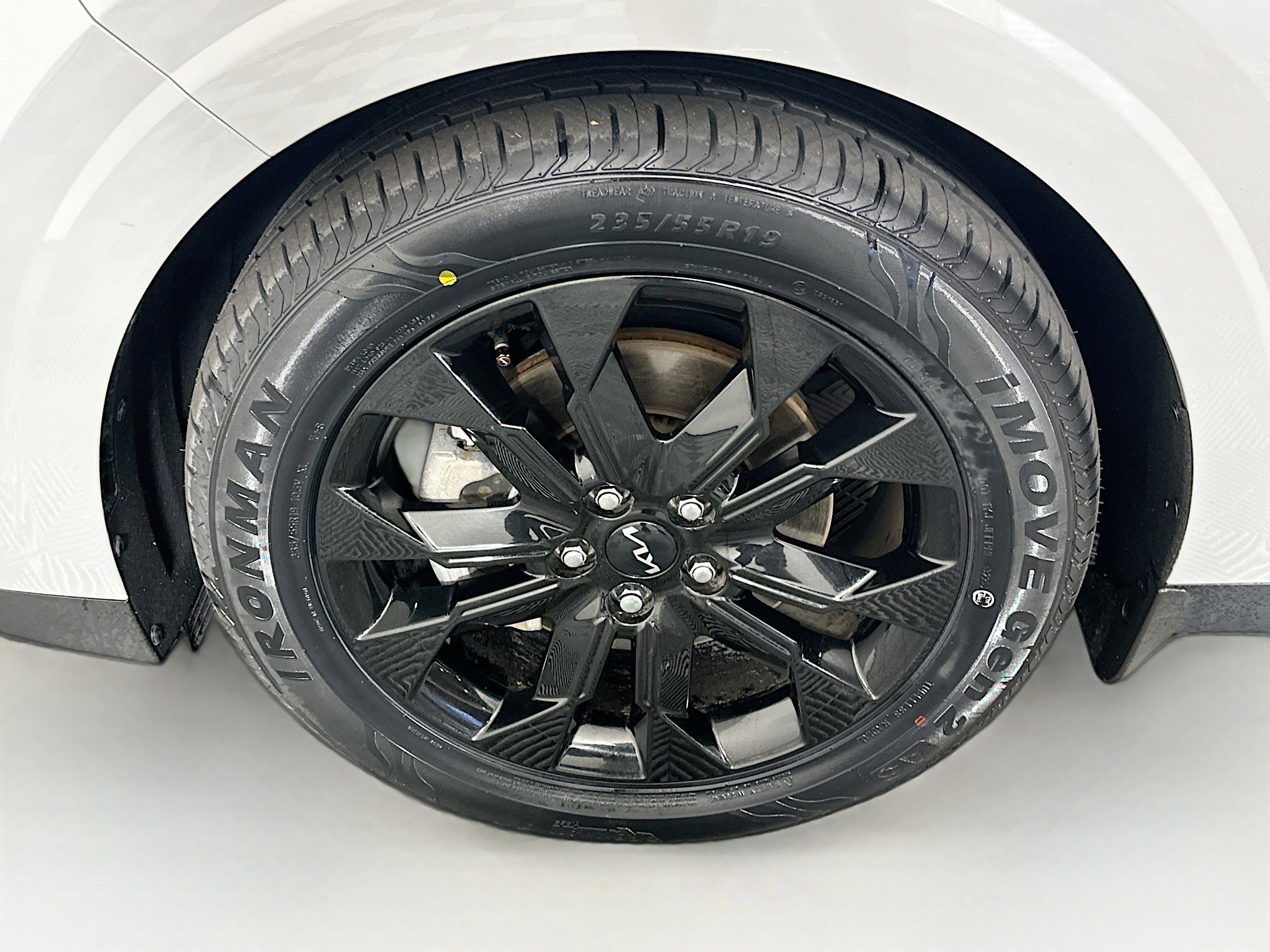 Used 2022 Kia Carnival SX image 11