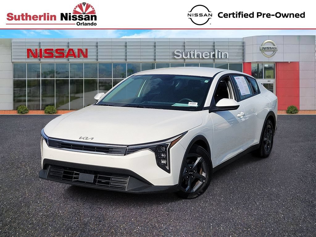 Used 2025 Kia K4 FWD image 1