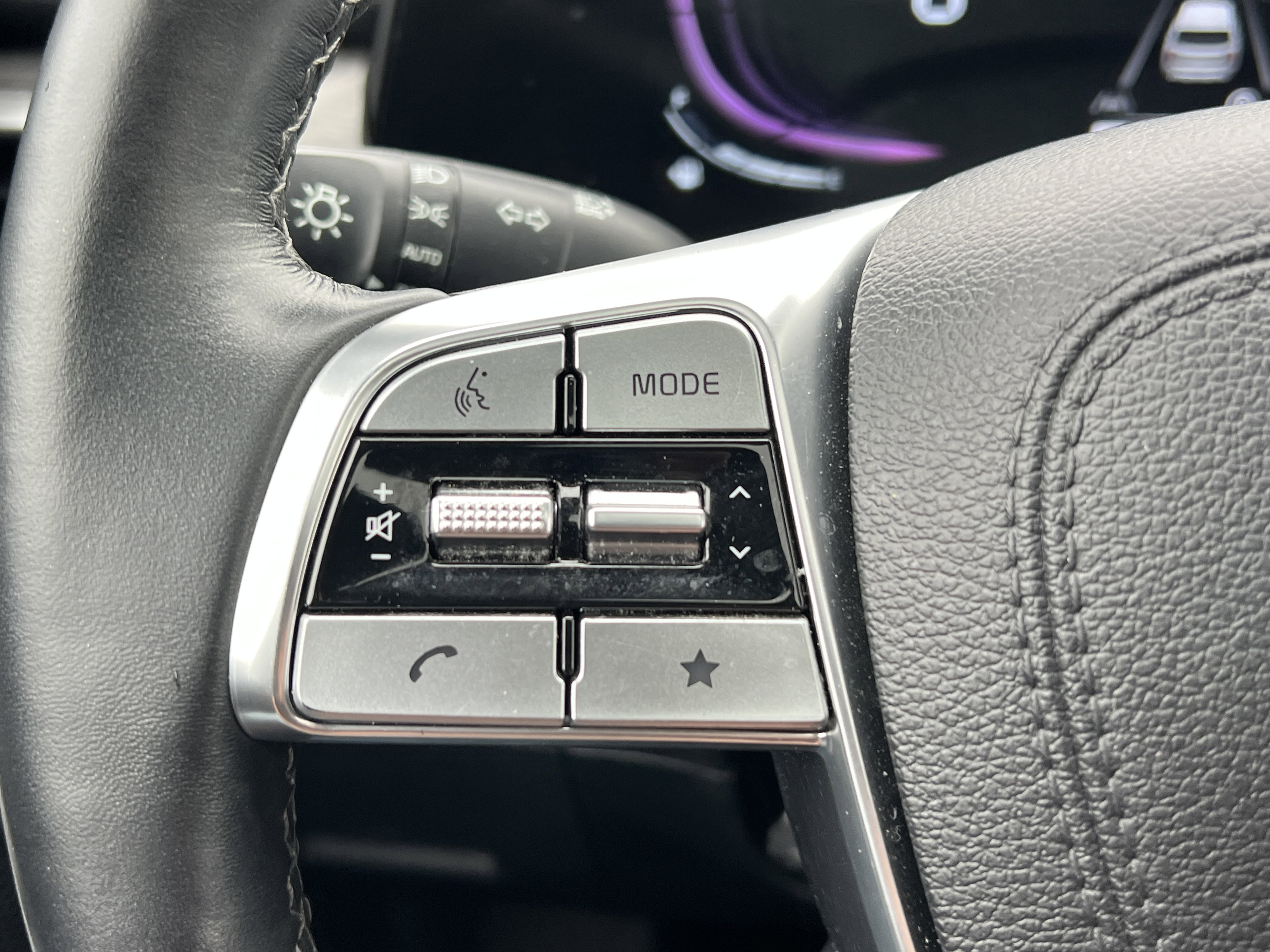 Used 2023 Kia Telluride EX X-Line image 25