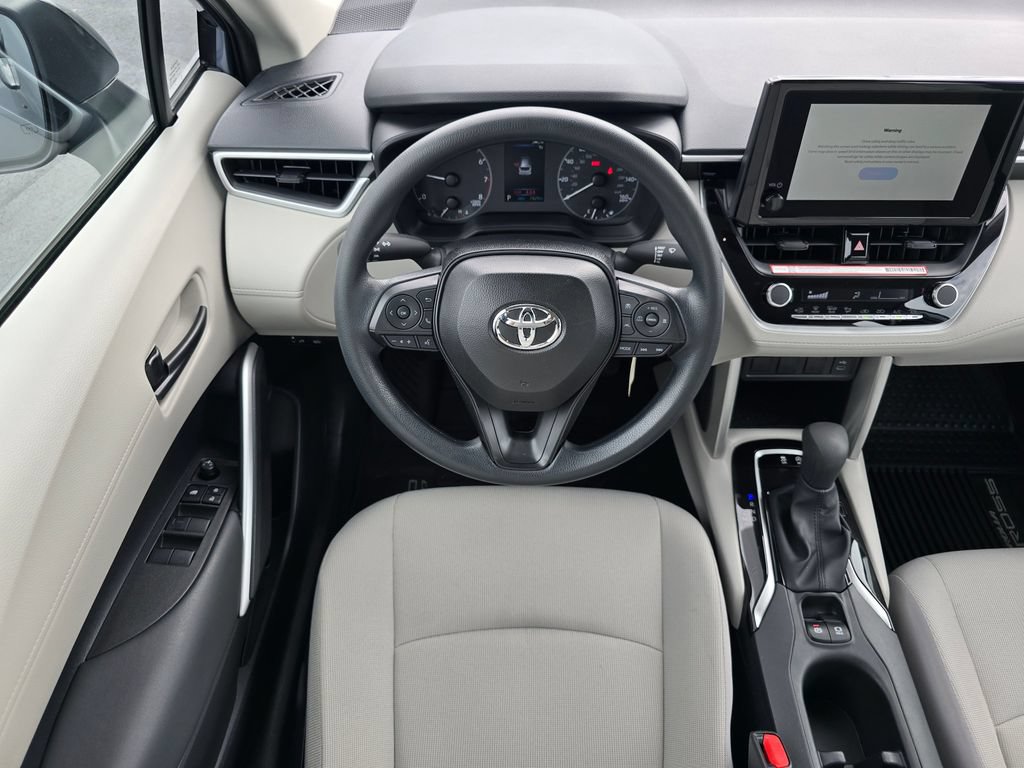 Used 2025 Toyota Corolla Cross L FWD image 17