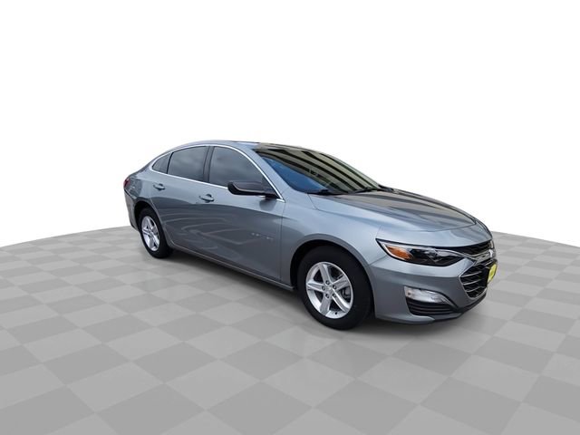 Used 2023 Chevrolet Malibu LS image 2