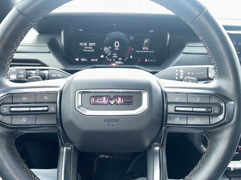 Used 2024 GMC Acadia AT4 w/ Luxury Package image 19