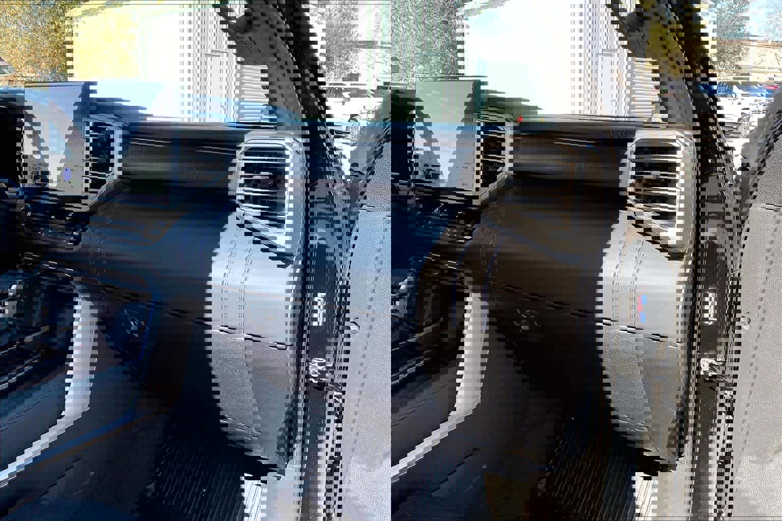 Used 2026 Toyota Tundra Platinum image 18