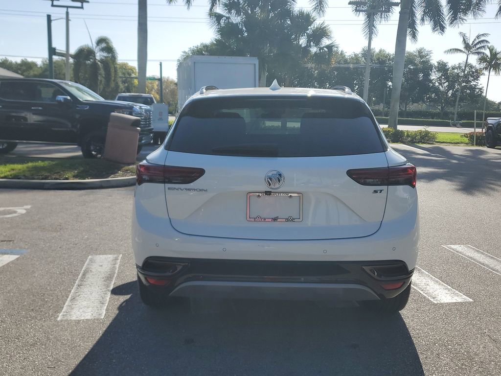 Certified 2023 Buick Envision Essence w/ Sport Touring Package image 4