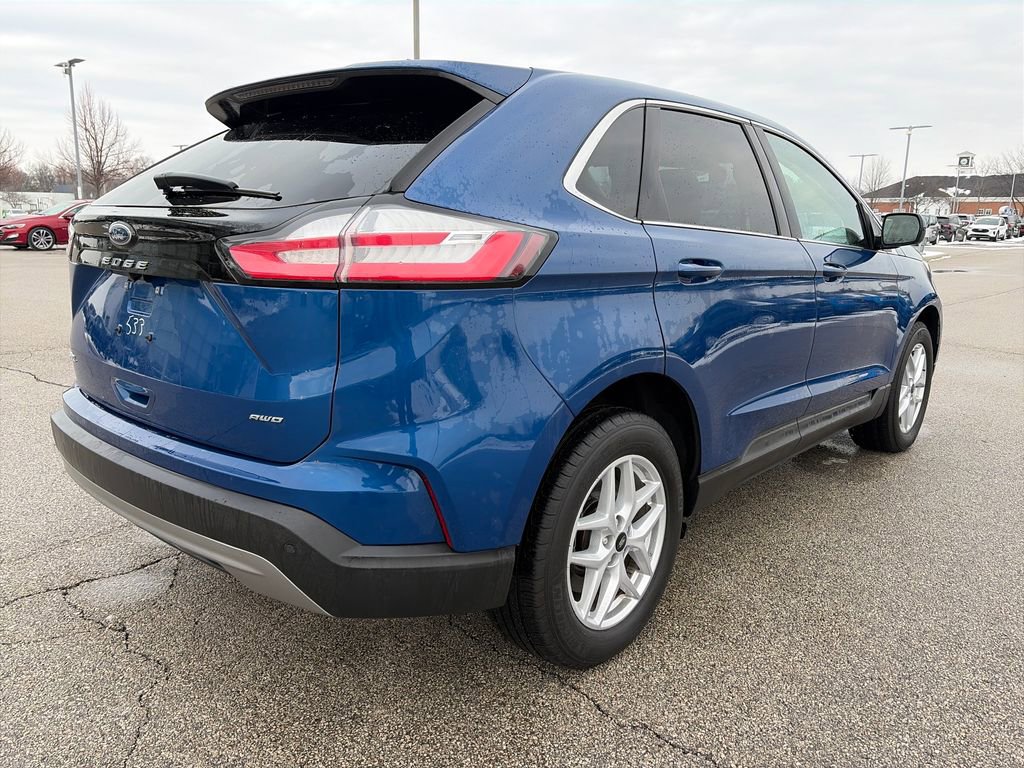 Used 2024 Ford Edge SEL w/ Convenience Package image 7