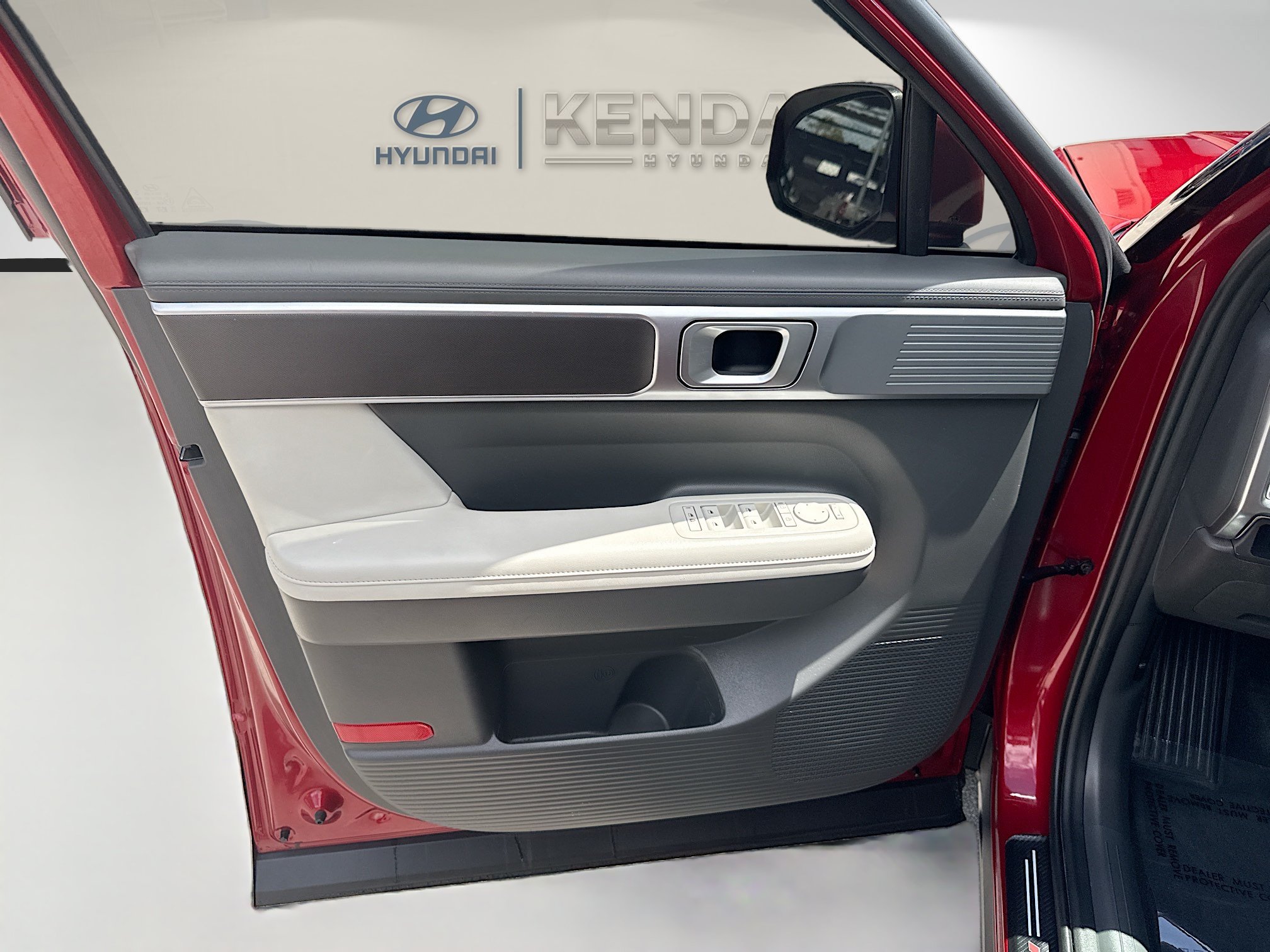 Used 2024 Hyundai Santa Fe SEL FWD image 17
