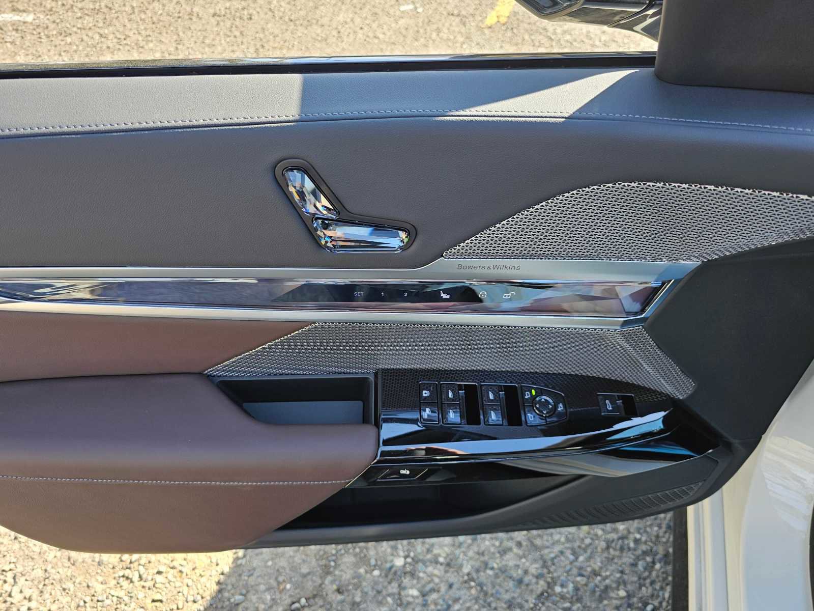 New 2024 BMW i7 xDrive60 image 26