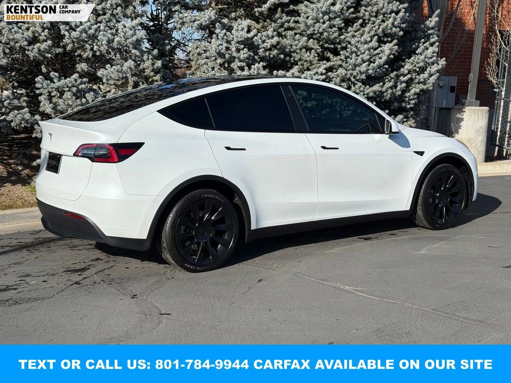 Used 2023 Tesla Model Y Long Range image 10