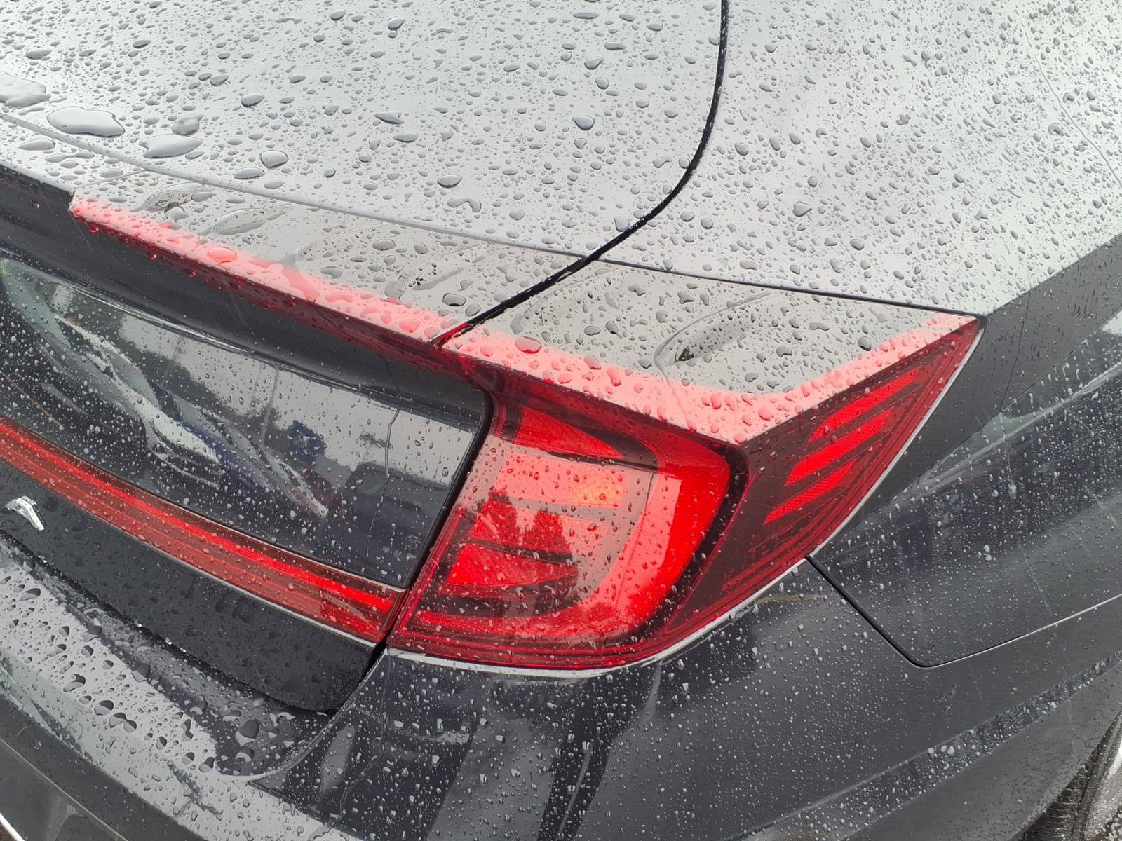 Certified 2023 Hyundai Sonata SE w/ Cargo Package FWD image 13