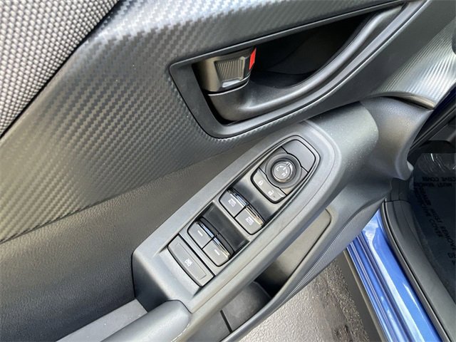 Used 2025 Subaru Crosstrek 2.0i Premium image 13