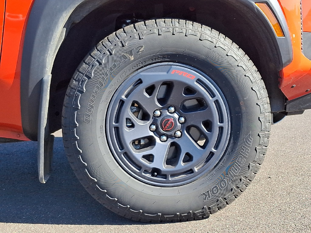 Certified 2025 Nissan Frontier PRO-4X w/ Pro Premium Package AWD/4WD image 9