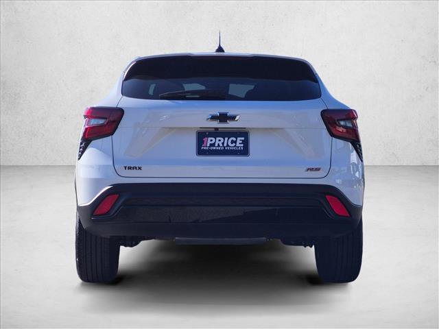 Used 2026 Chevrolet Trax RS FWD image 7