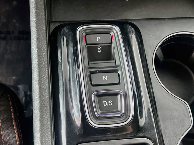 Used 2025 Honda Pilot Sport image 24