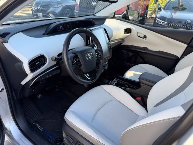 Used 2020 Toyota Prius Prime Limited FWD image 7