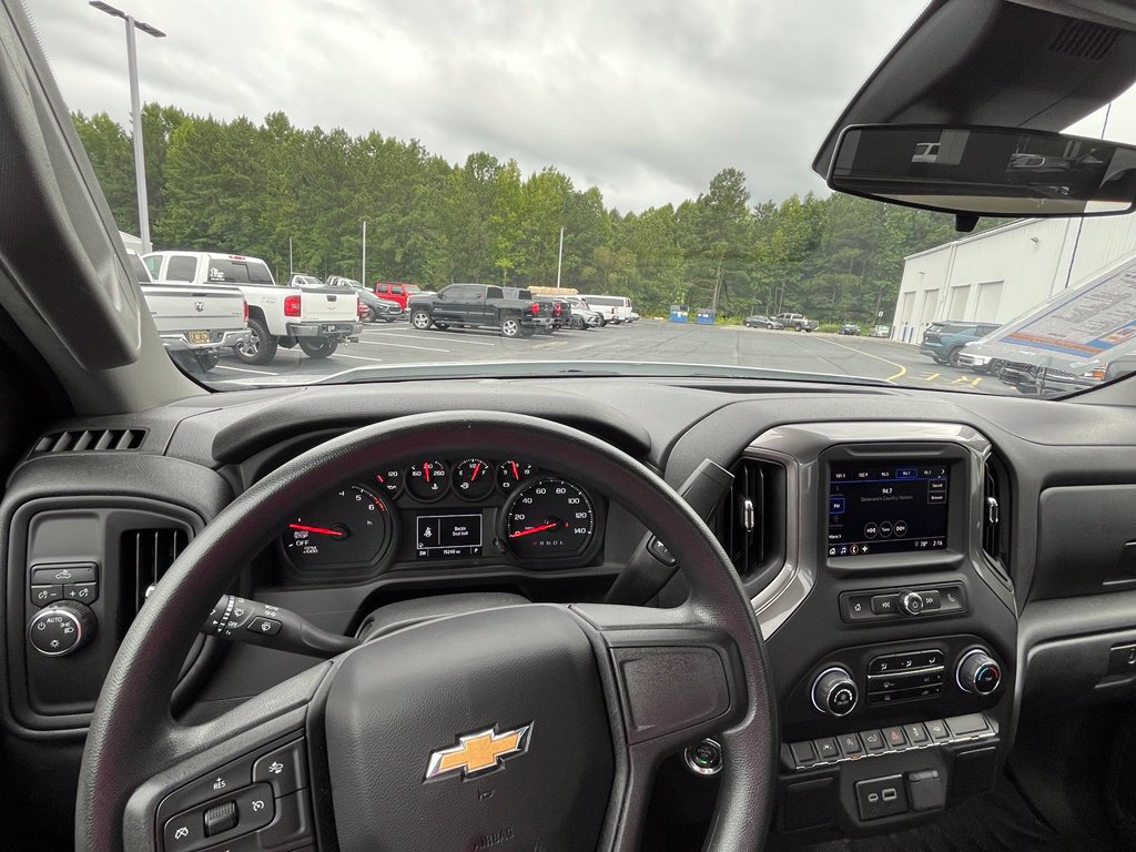 Used 2025 Chevrolet Silverado 1500 W/T RWD image 16