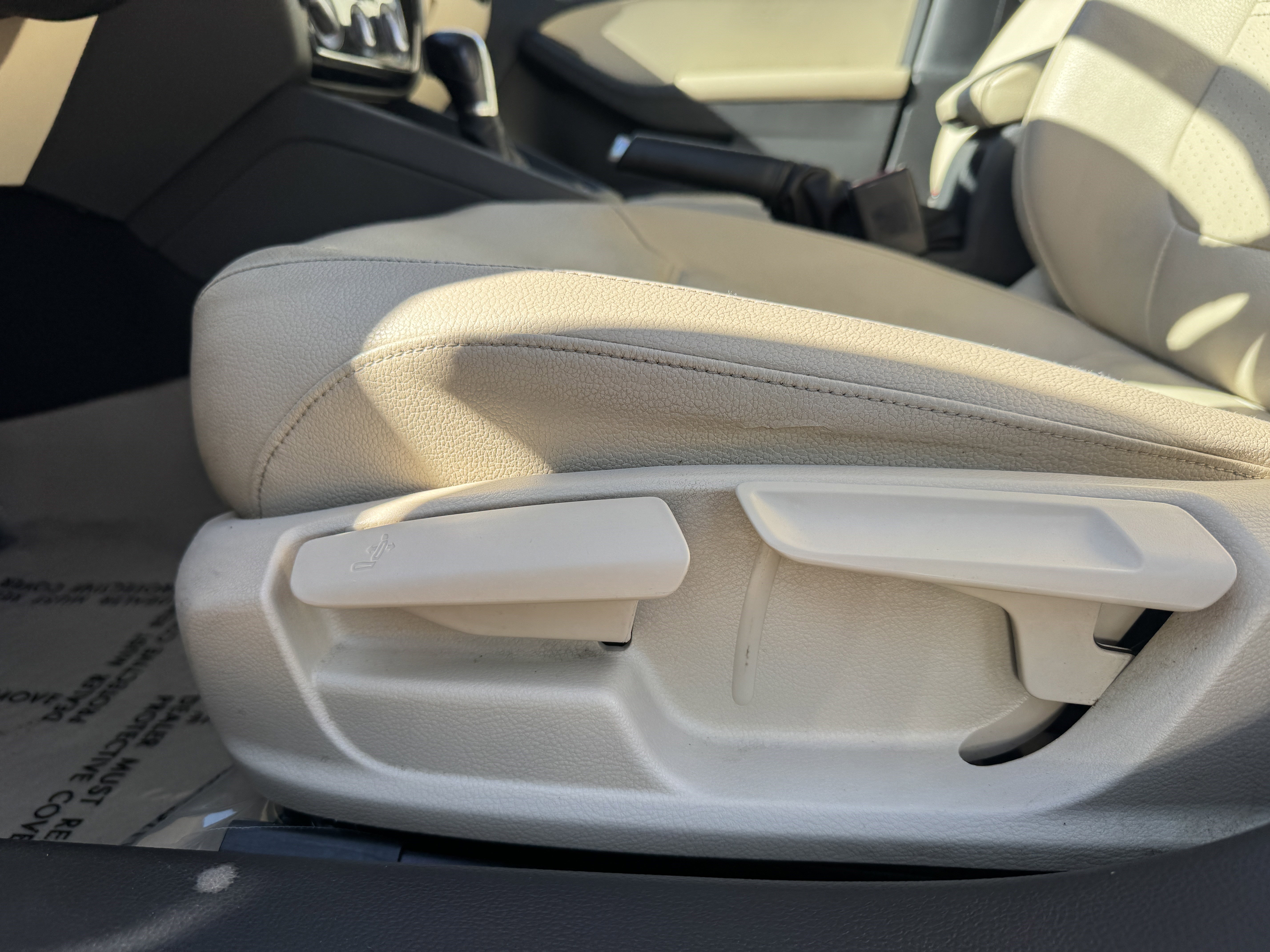 Used 2016 Volkswagen Jetta SEL w/ Lighting Package image 13