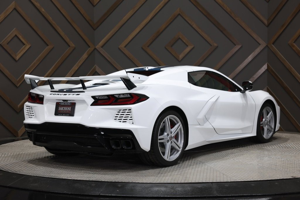 Used 2024 Chevrolet Corvette Stingray Premium Conv w/ Z51 Performance Package image 9