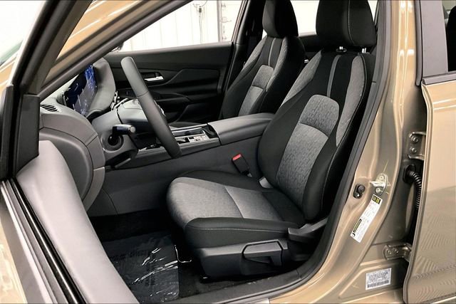 New 2026 Nissan Sentra SV w/ SV Convenience Package FWD image 10
