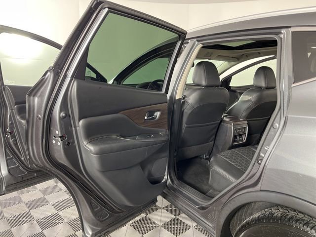 Used 2019 Nissan Murano Platinum w/ Cargo Package image 45