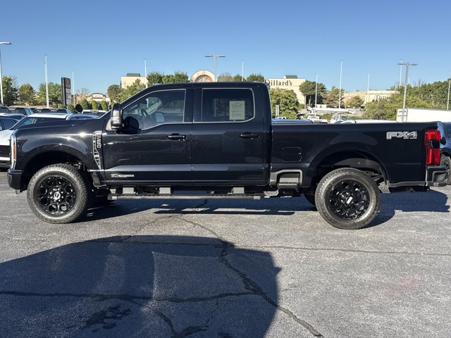 Used 2025 Ford F250 Lariat w/ Black Appearance Package AWD/4WD image 11