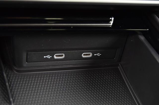 New 2026 Volkswagen Atlas Cross Sport SE image 16