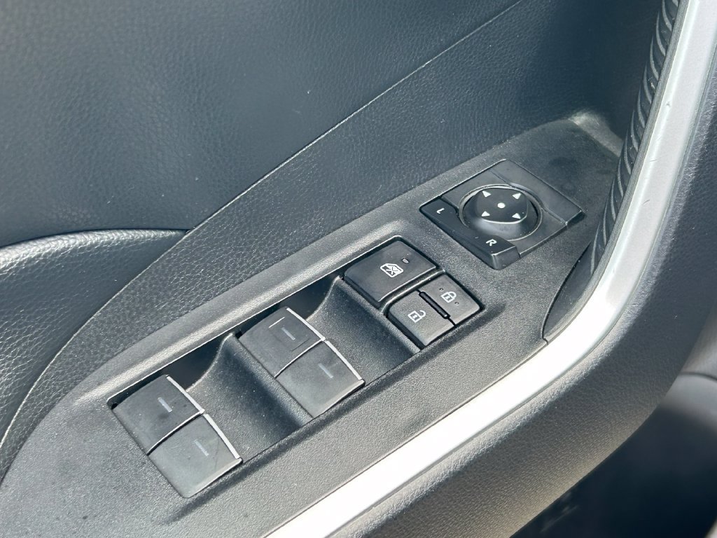 Certified 2025 Toyota RAV4 XLE FWD image 22