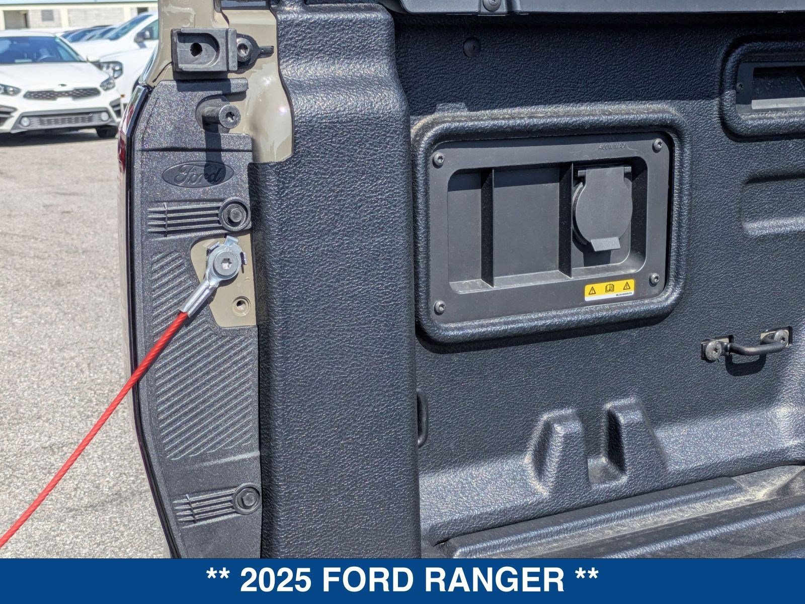 New 2025 Ford Ranger XLT w/ Black Appearance Package image 15