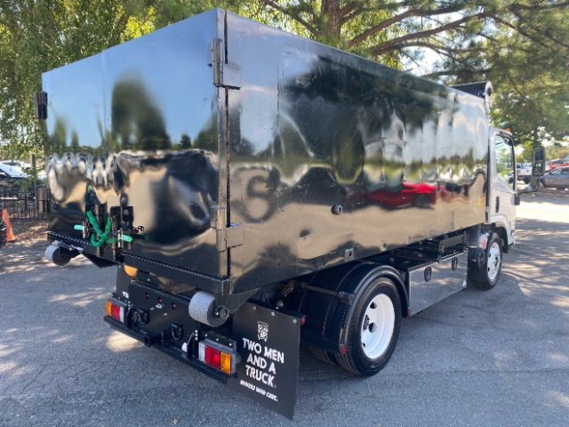 Used 2024 Isuzu NPR image 7