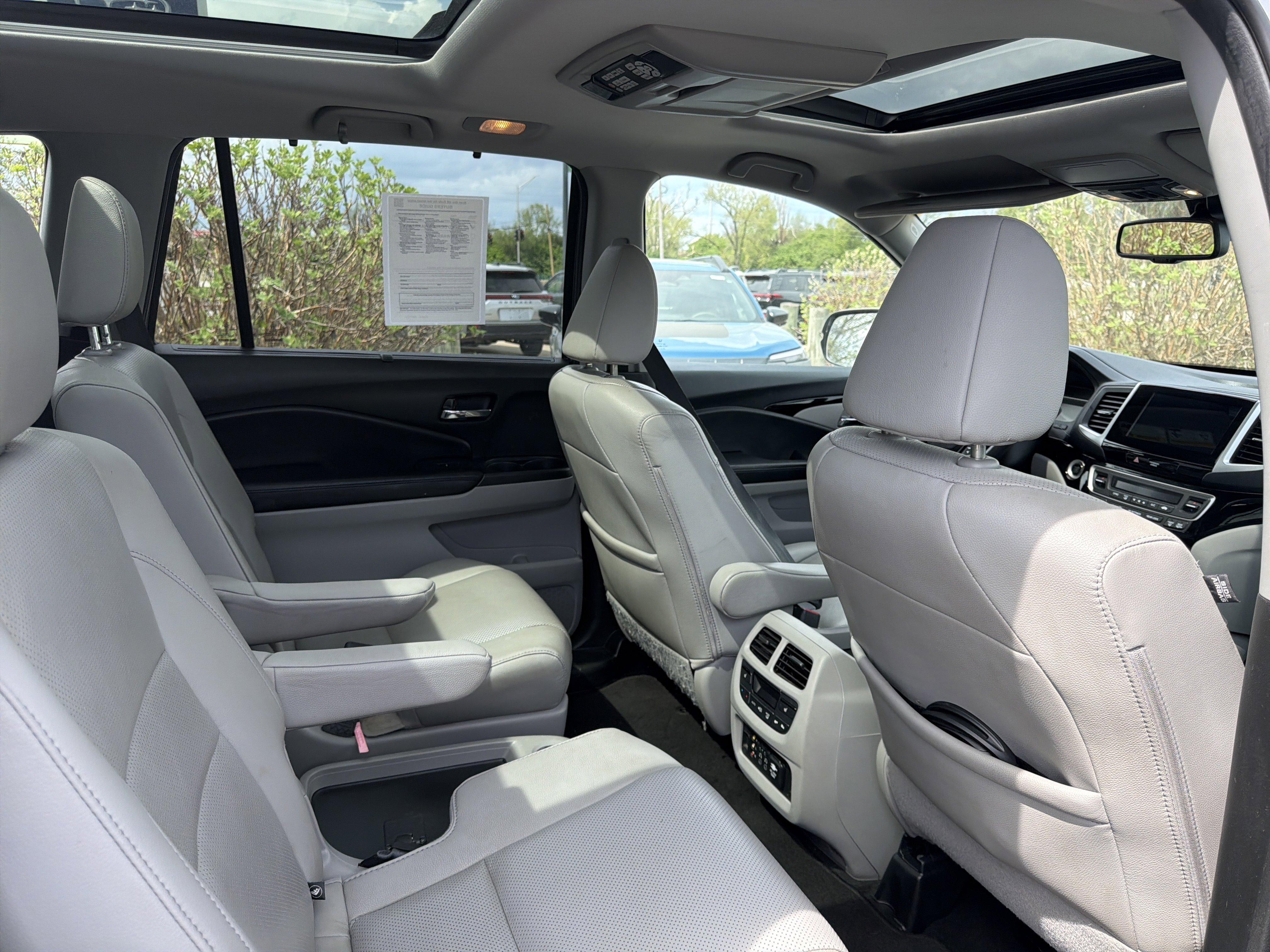 Used 2018 Honda Pilot Elite image 27