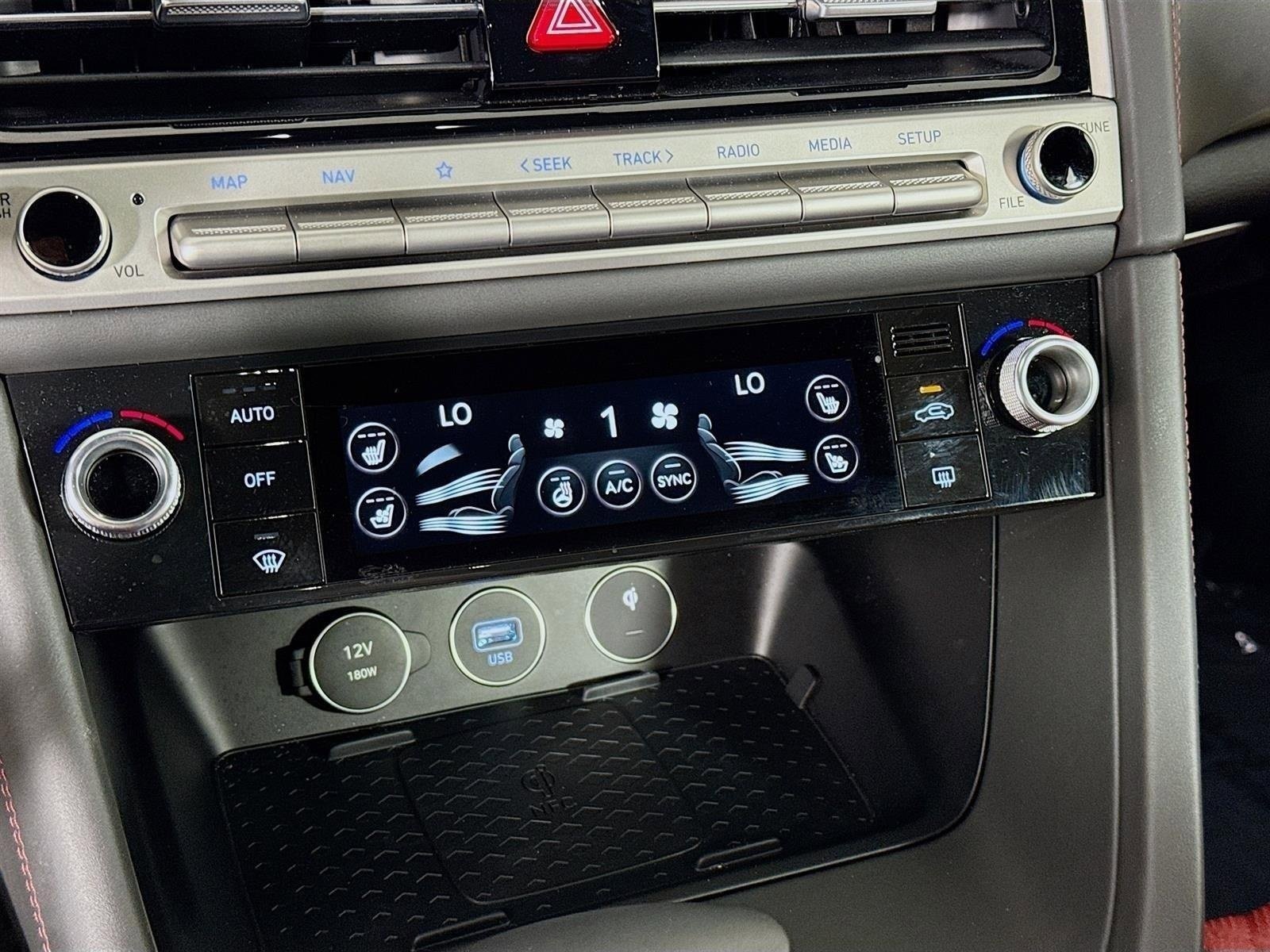 Certified 2025 Genesis G70 3.3T Advanced w/ Sport Prestige Package image 18