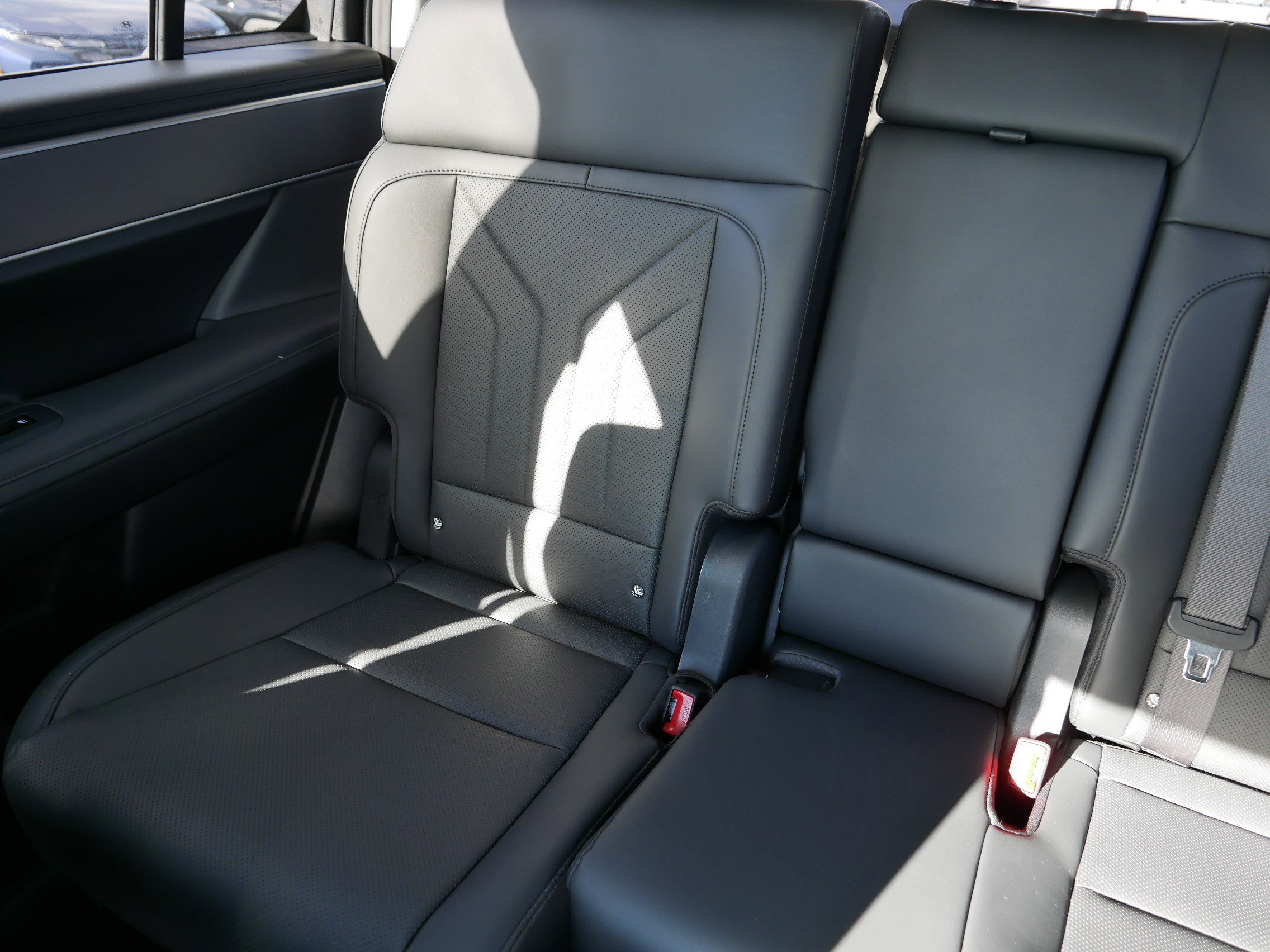 Used 2026 Hyundai Santa Fe SEL AWD/4WD image 12