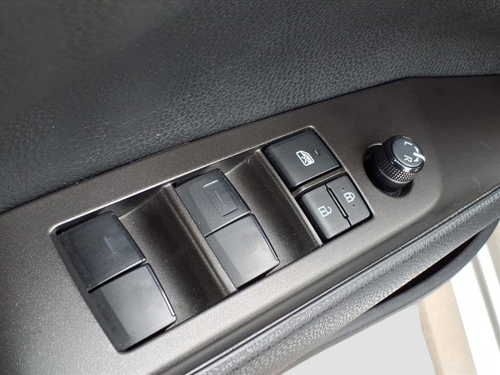 Used 2024 Toyota Camry LE image 12