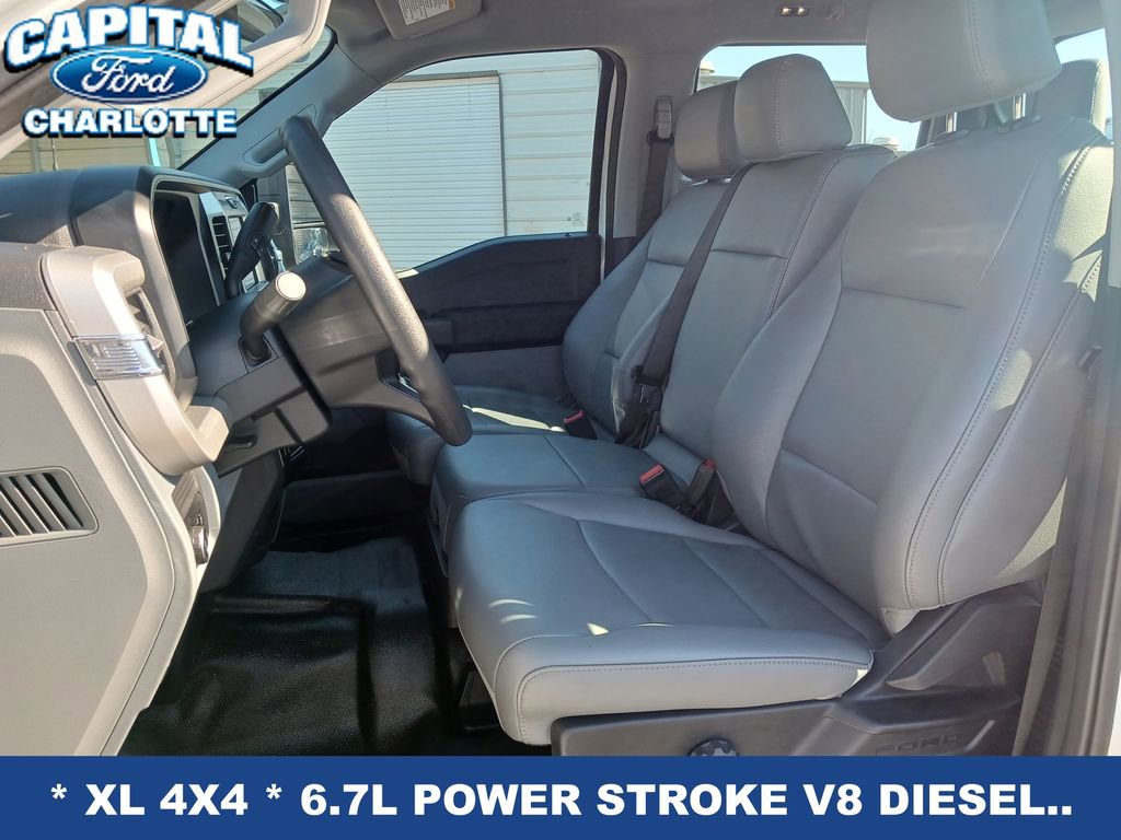 Used 2025 Ford F450 XL w/ XL Chrome Package image 16