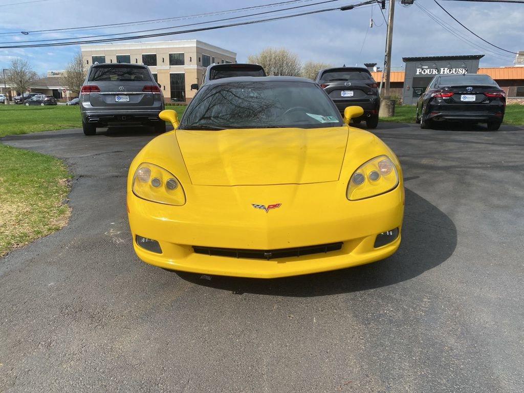 Used 2006 Chevrolet Corvette Coupe w/ Preferred Equipment Group image 3