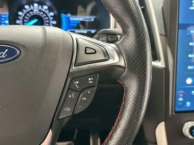 Used 2021 Ford Edge ST-Line AWD/4WD image 10