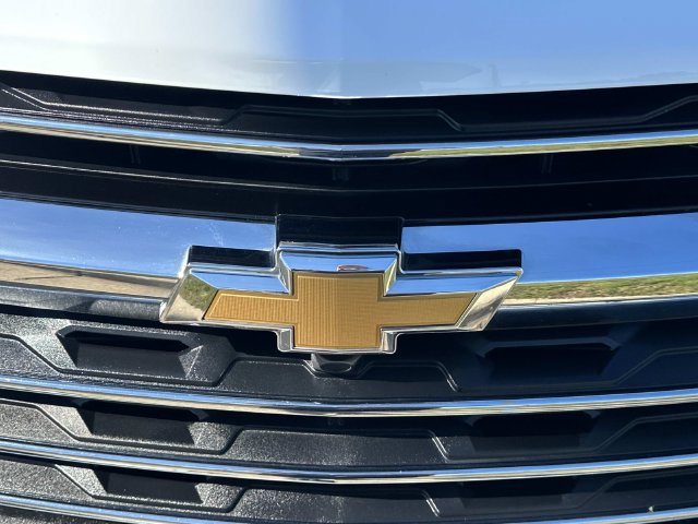 Certified 2025 Chevrolet Traverse LT FWD image 29