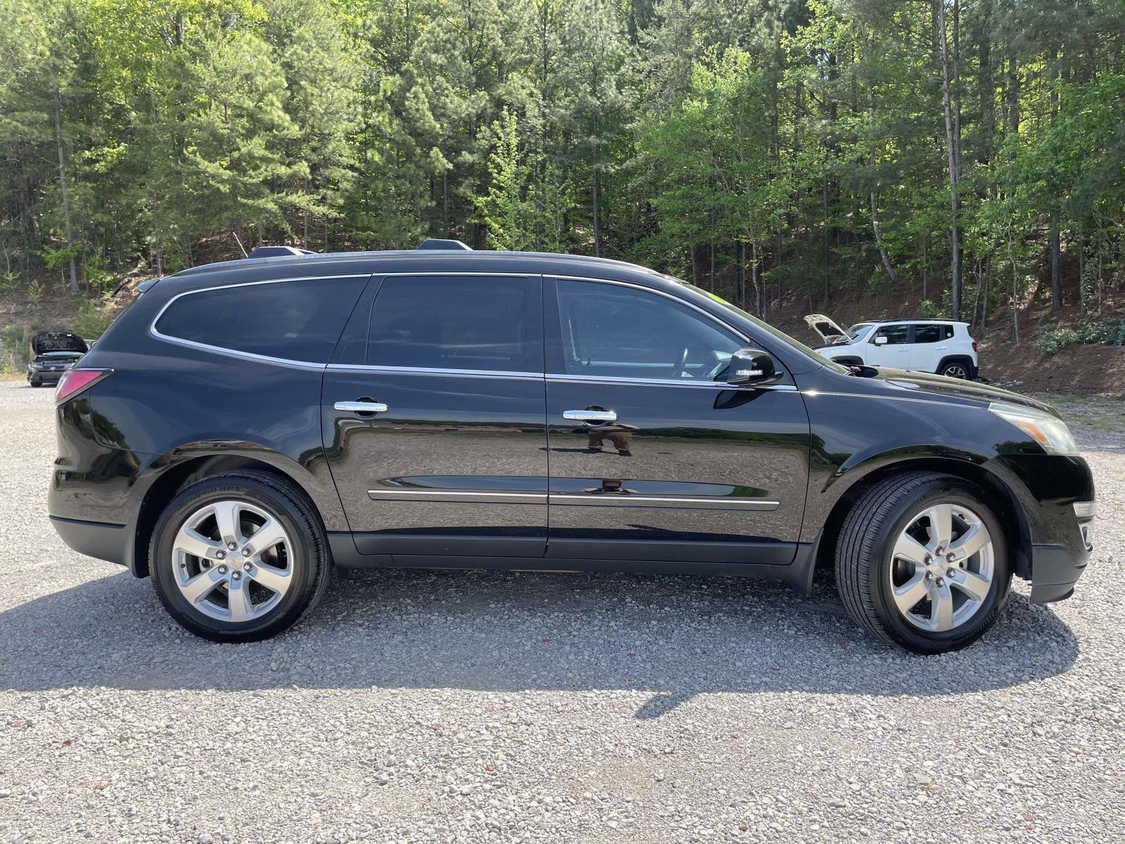 Used 2016 Chevrolet Traverse LTZ image 19