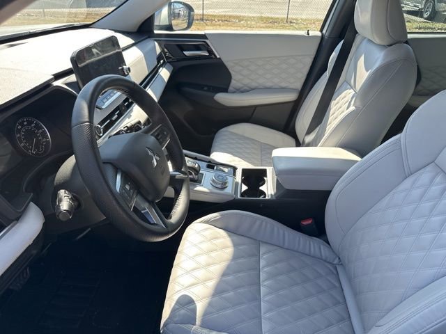 Used 2022 Mitsubishi Outlander SEL image 7