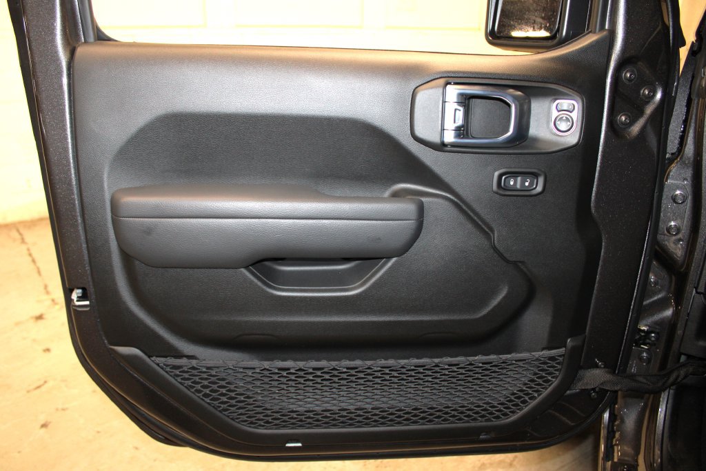 New 2026 Jeep Gladiator Sport AWD/4WD image 25